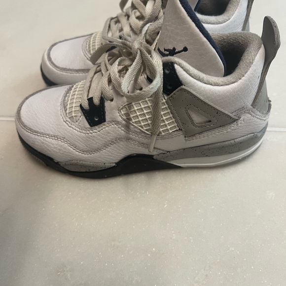 Kid Jordan’s - gently used. - Picture 2 of 6